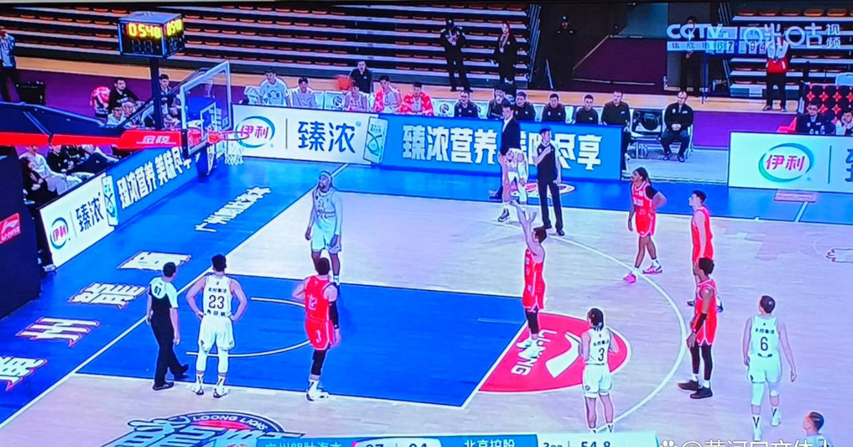 ysbSPORTS-江苏男篮在客场比赛中惜败给了广州队