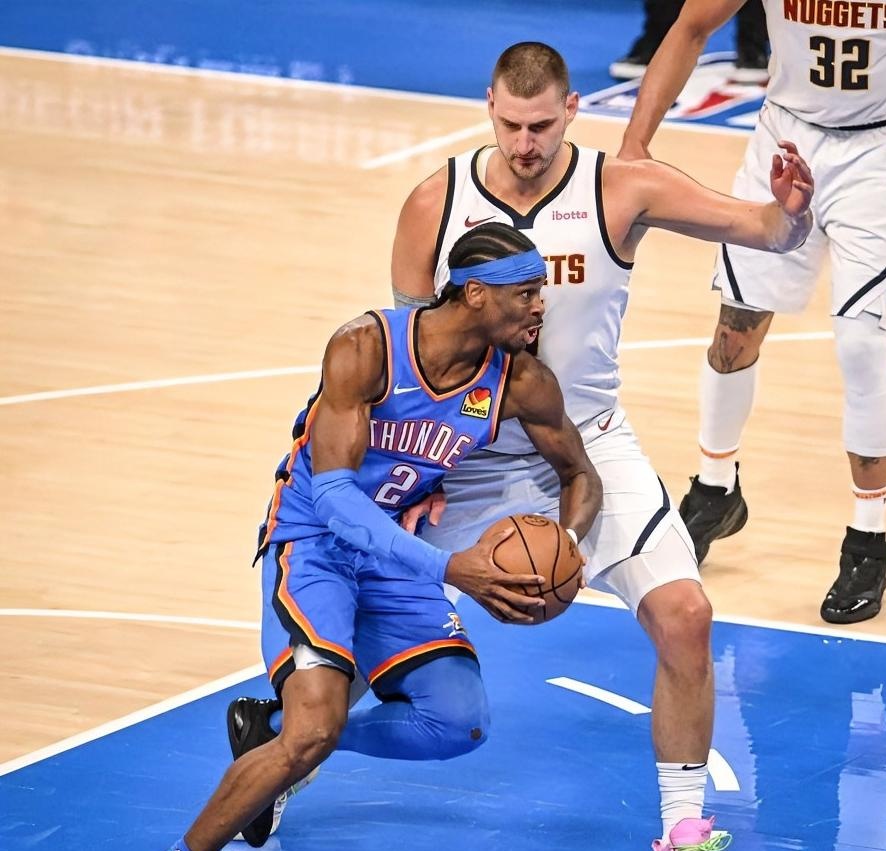 季后赛形势对掘金队造成压力