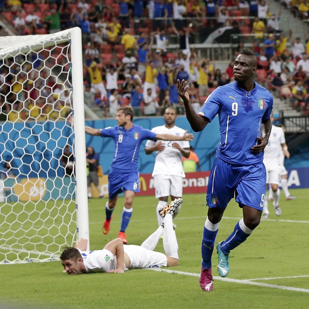 猛龙遭逢两连败,坎巴回归仍对球队无帮助 猛龙遭逢两连败,坎巴回归仍对球队无帮助