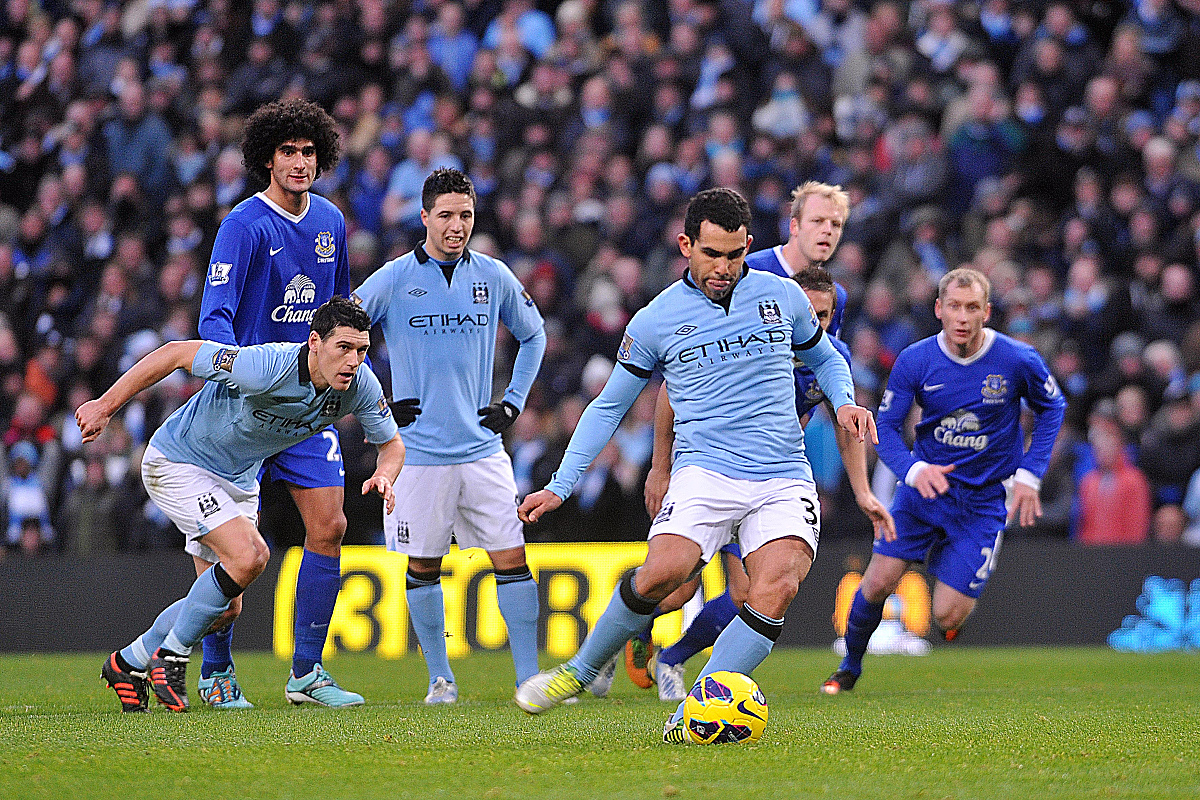 比赛悬念重重，克罗托内主场大胜