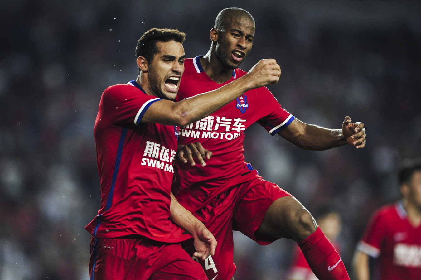 重庆斯威队战胜对手，积累了更多胜利经验