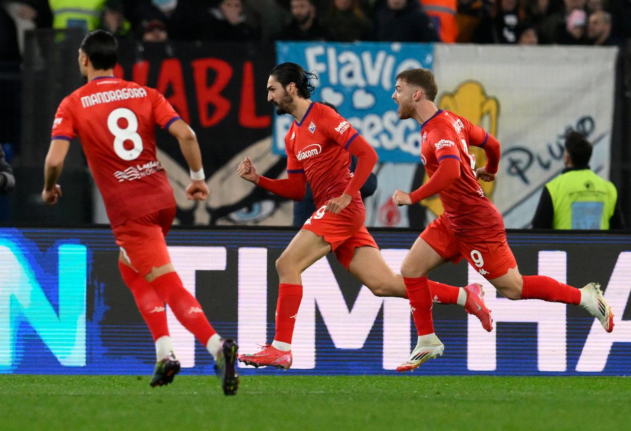 佛罗伦萨大胜，球员庆祝方式引发热议