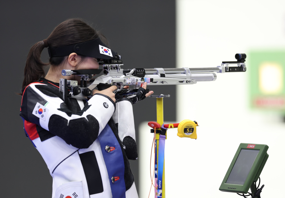 俄罗斯射击选手夺女子竞技射击冠军