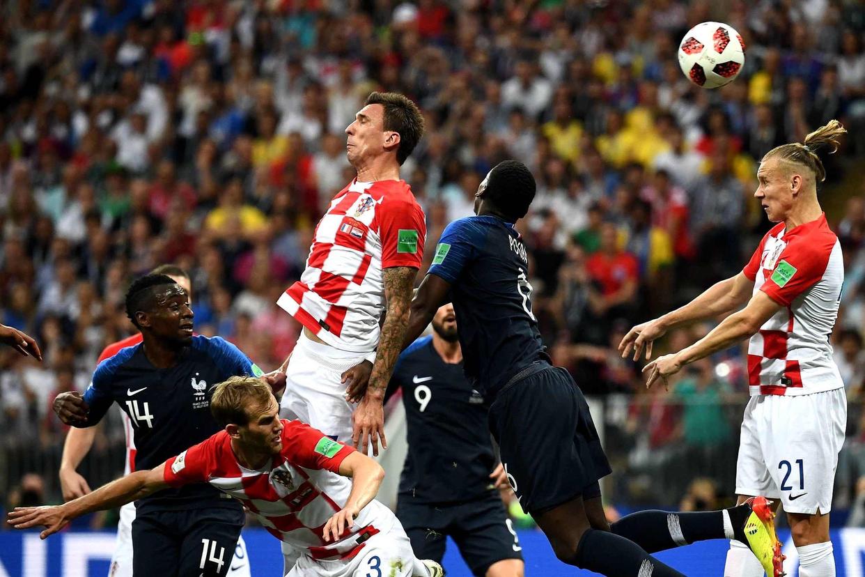 法国队轻松战胜克罗地亚，小组赛状况喜人