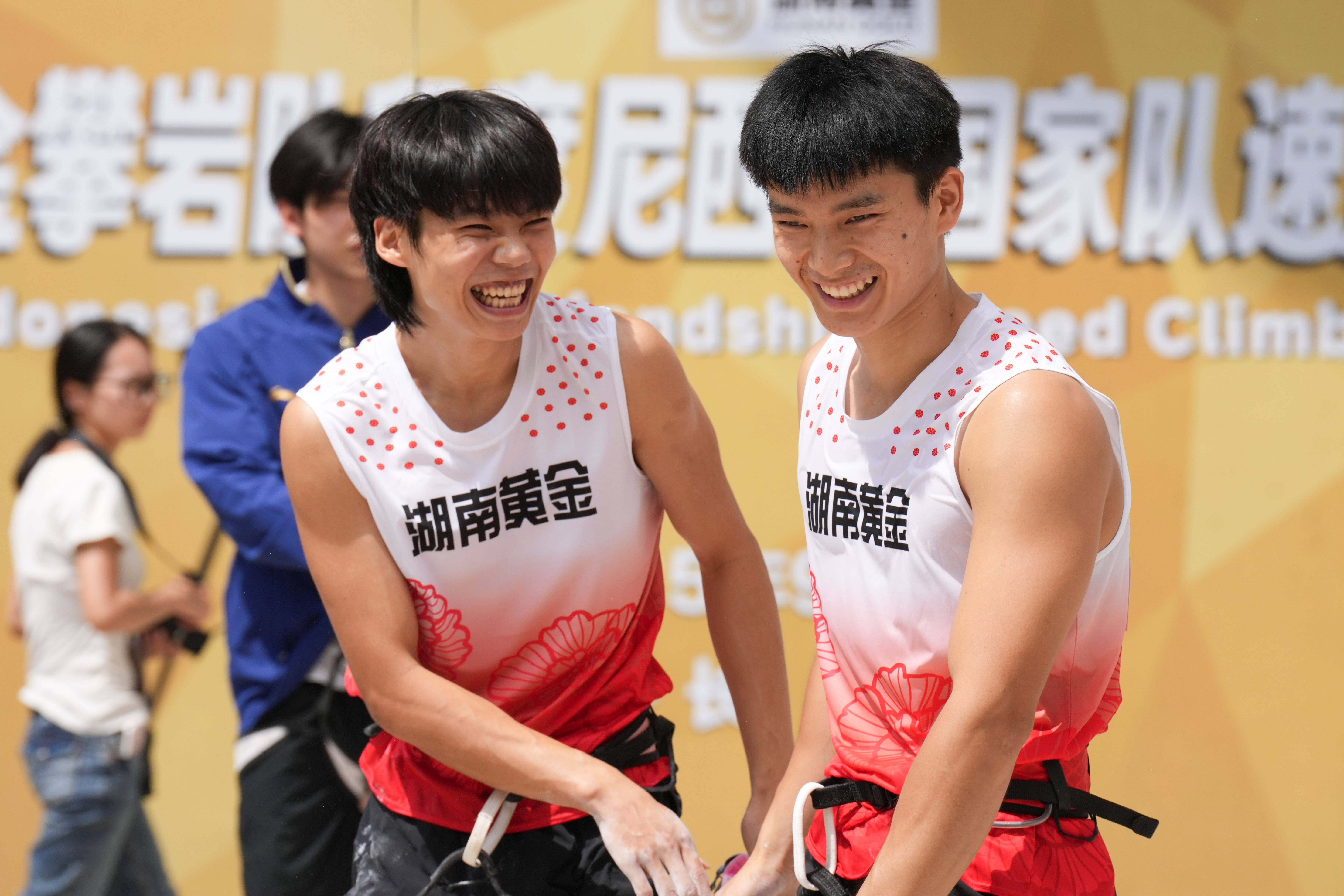 湖南队状态火爆，将面对上海队的无情进攻