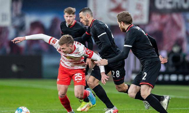 RB莱比锡遭遇大挫折，球队需调整阵容