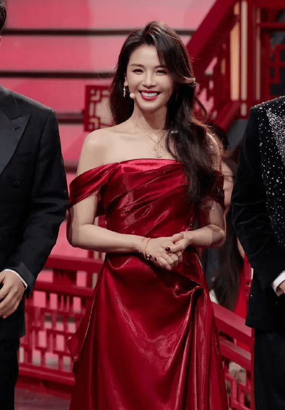 跨界选手夺冠，实力惊艳观众