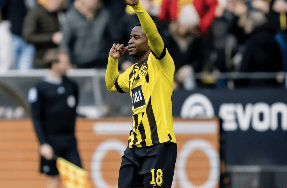 法兰克福客场告捷，进一步巩固积分