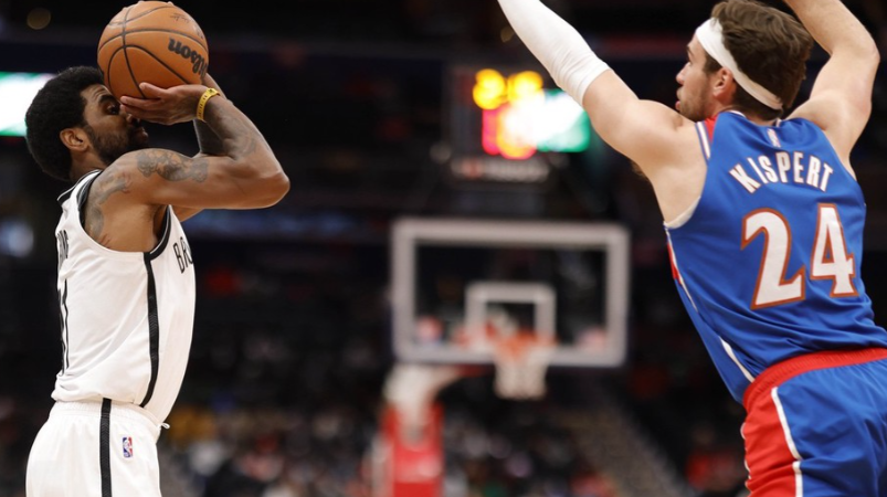 篮网再遭猛龙打击，东部强队间的对决