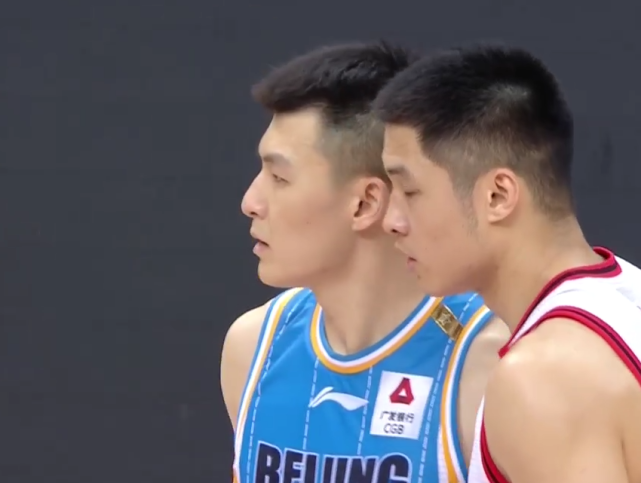 顽强追平比分，双方陷入胶着局面