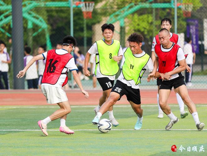 球队备战对手，全力以赴备战战役