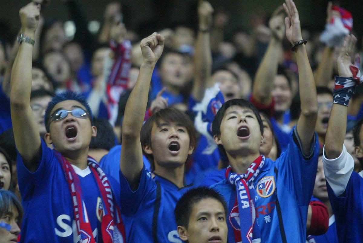 浦和红钻在主场取胜，打破比赛僵局